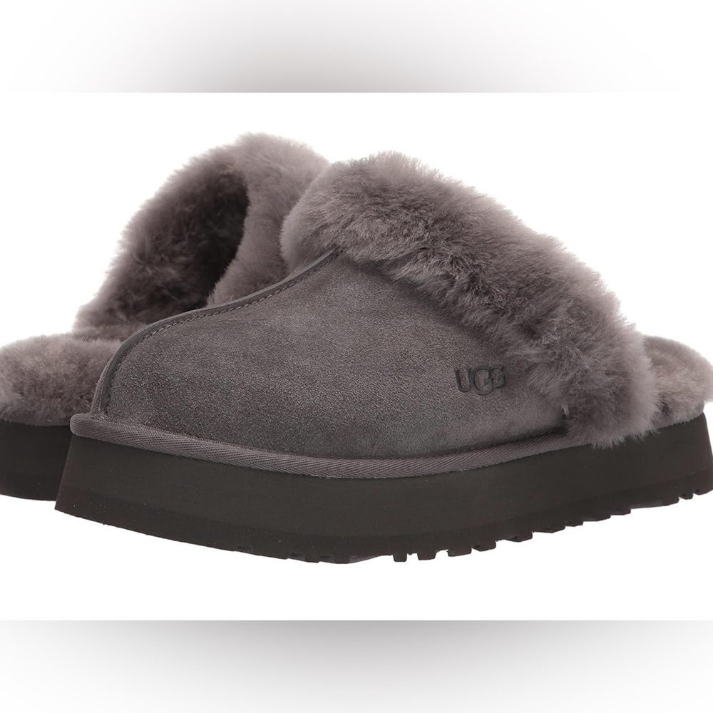 UGG Women's Disquette Slipper, size 9